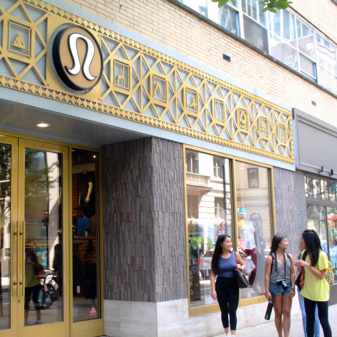 Lululemon To Stay at The Avenue Peachtree City, Relocates to